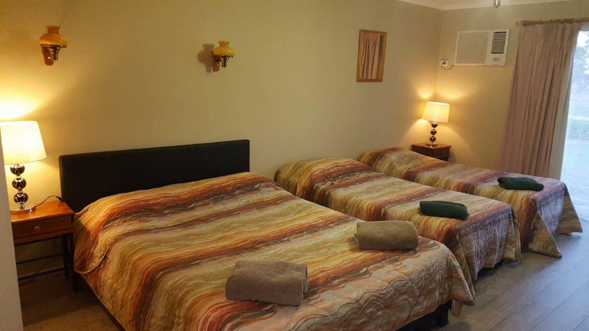 Cardigan Lodge Motel Ballarat Luaran gambar
